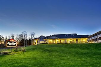 Americinn Hotel & Suites Petoskey