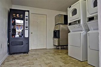 Motel 6 Riverton