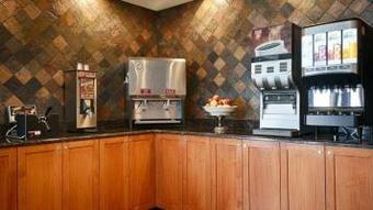 Hotel Best Western Plus Lincoln Inn & Suites