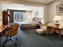 Hotel Wingate By Wyndham Raleigh Durham / Airport