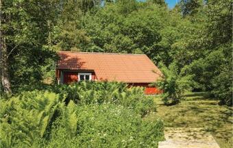 Two-bedroom Holiday Home In Lidhult