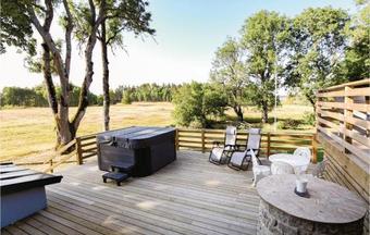 Two-bedroom Holiday Home In Tosse
