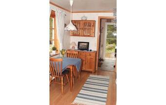 Three-bedroom Holiday Home In Ed