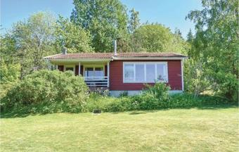 Three-bedroom Holiday Home In Granna