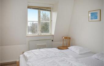 Five-bedroom Holiday Home With Sea View In Tingsryd