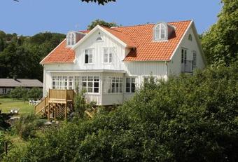 Hostal Villa Akvarellen Bed & Breakfast