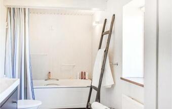 Four-bedroom Holiday Home In Glemmingebro
