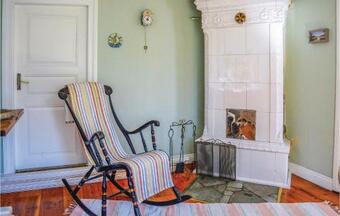 Two-bedroom Holiday Home In Grundsund