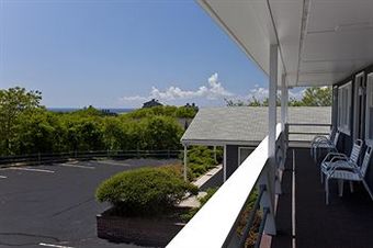 Hotel The Seaglass Inn & Spa