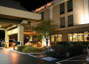 Hotel Hampton Inn West