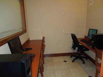 Hotel Holiday Inn Express Lynbrook-rockville Centre