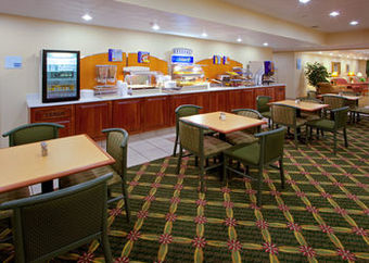 Holiday Inn Express Hotel & Suites Elkins