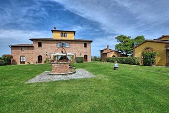 Foiano Della Chiana Villa Sleeps 20 Pool Air Con