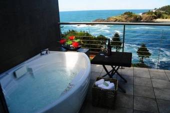 Hotel Whale Cove Inn