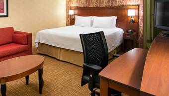 Hotel Courtyard By Marriott San Marcos