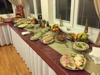 Hostal Penzi�n Po?ana