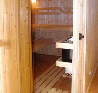 Hostal Penzi�n Adika