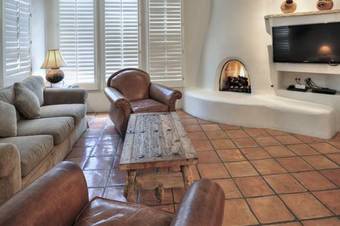 Hotel Rancho Manana Resort