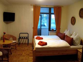 Hostal Pension Wiesenhof B&B