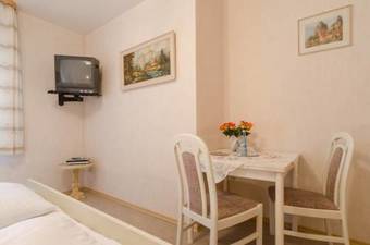 Hostal Gasthof Zum L�wen