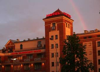 Hotel S?oneczny M?yn