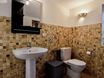 Peaceful Holiday Home In Albas With A Pool