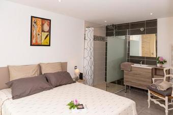 Brouel Villa Sleeps 8 Pool Wifi