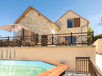 Beautiful Cottage In Mayrac France With Jacuzzi
