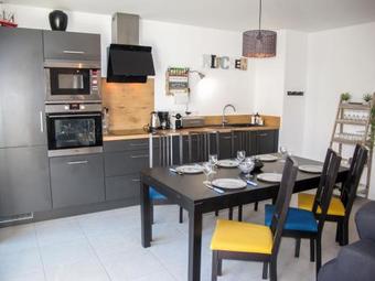 Apartment Les Patios De Flore