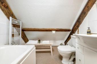 Bed & Breakfast Kidwelly Farmhouse
