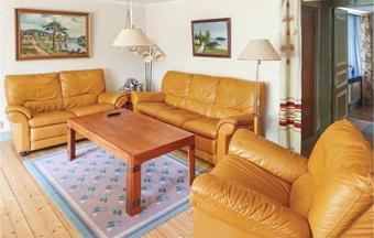 Holiday Home Algutstorp Broakulla