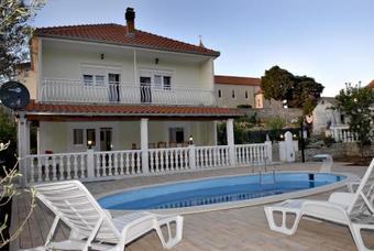 Family Friendly House With A Swimming Pool Kostanje (omis) - 14176