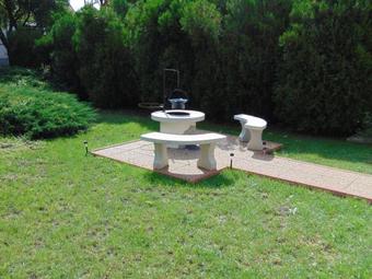 Csevi Apartmanh�z