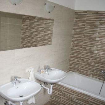 M�zsah�z Apartman