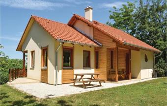 Four-bedroom Holiday Home In Szolad