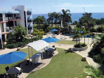 Aparthotel Headland Tropicana Resort