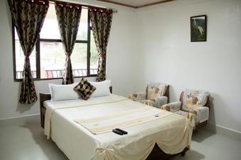 Pumpkin Cordial Lodge