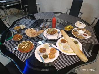 Hotel Sky Stays Heaven