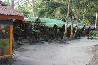 Hotel Gold Star Beach Resort