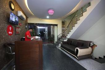 Oyo 9956 Hotel Pelican Inn