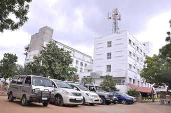 Hotel Mnh Royal Park