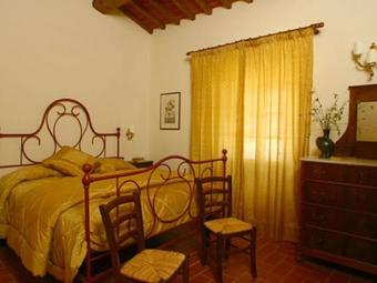 Pieve A Presciano Apartment Sleeps 8 Pool Wifi
