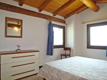 Apartamento Locazione Turistica Casa Tre Laghi (plz497)