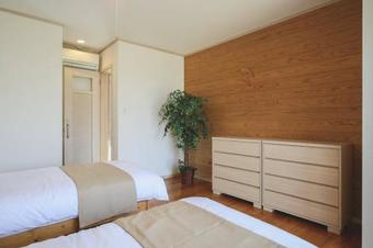 Hermit Hills Apartment In Okinawa Colors