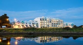 Hotel Lady Bay Resort