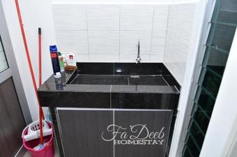 Fadeeb Homestay