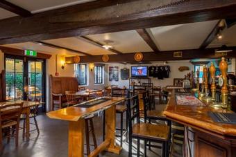 Motel Cork And Keg