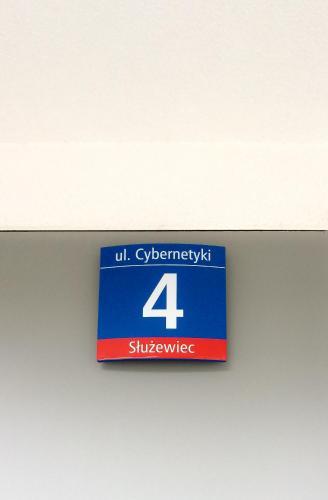 Roommate Apartments Cybernetyki 4.1