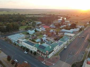 Posada Orbost Club Hotel
