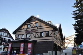 Aparthotel Grand Apartments